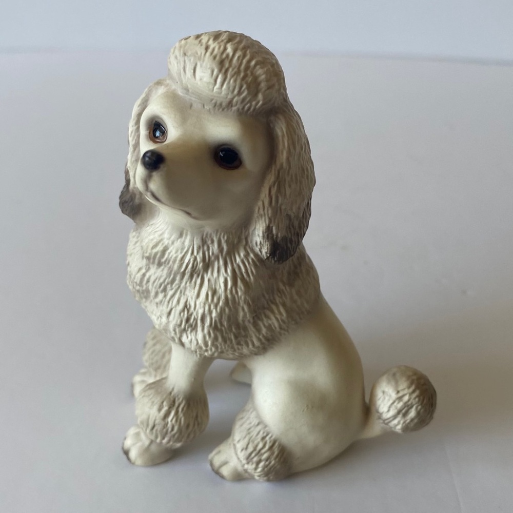 Ceramic Poodle Figurine by House of Global Art Dated 1986 Vintage